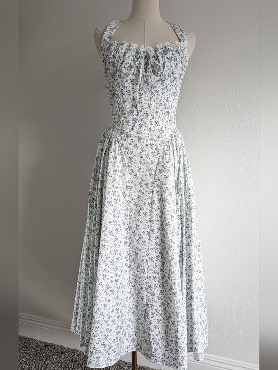 House of CB Dresses & Skirts - House of CB Adabella Dress • Small • Plus Cup